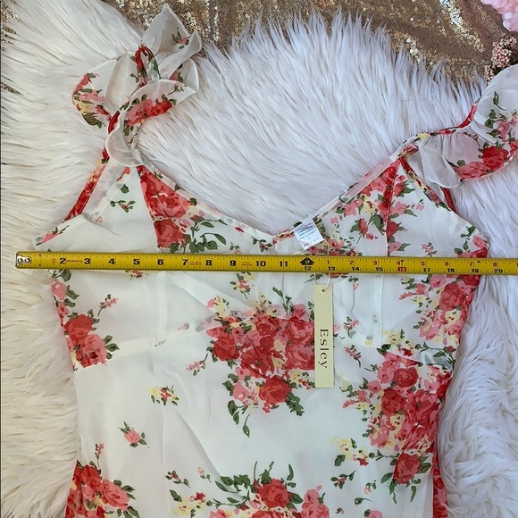 [Stunning Flirty] Floral Ruffled Dress - Picture 5 of 6